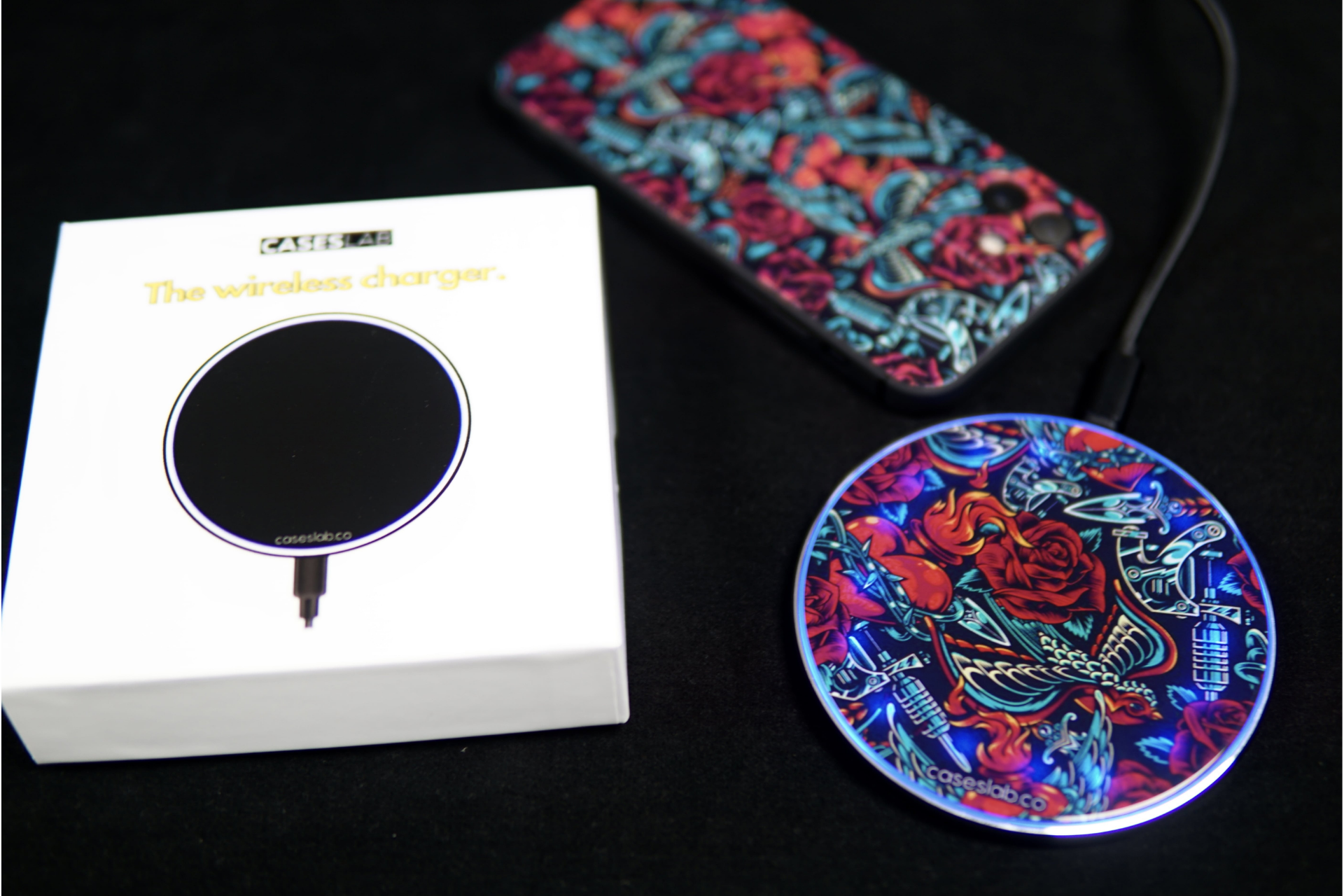 FIRE AND ROSES WIRELESS CHARGER